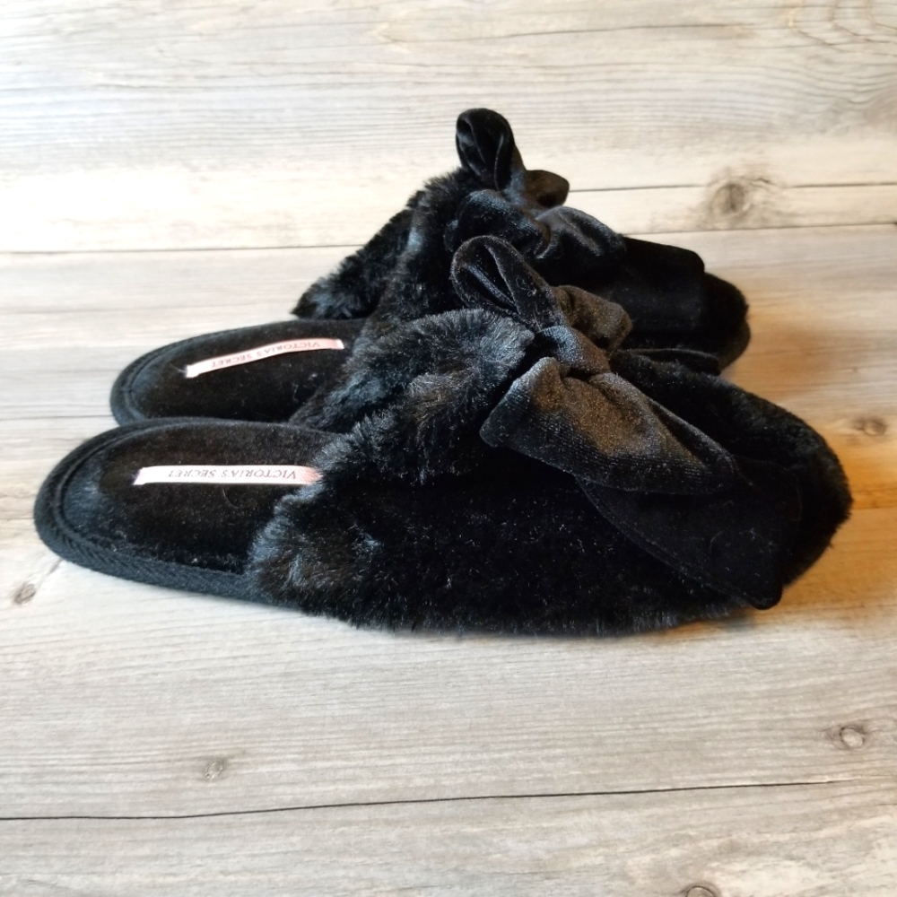 Victoria's Secret Faux Fur Bow Scuff Slippers
